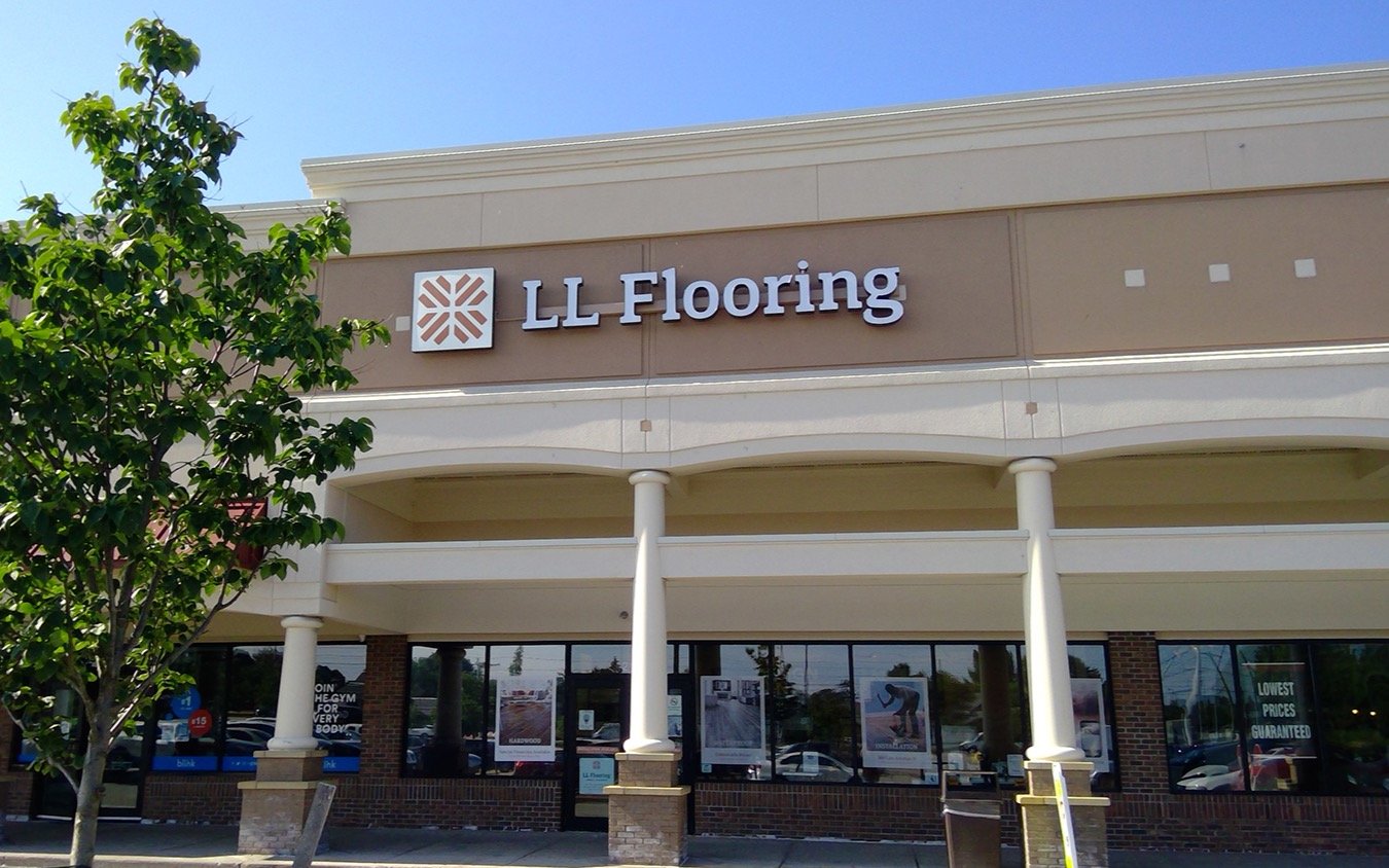 LL Flooring #1432 Rochester | 2833 West Ridge Rd | Storefront