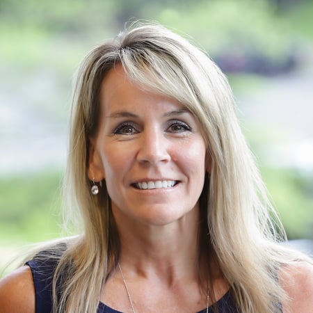 Photo of Stephanie Bono