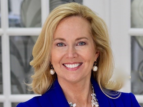 Image of Wealth Management Advisor Mary Landsfield