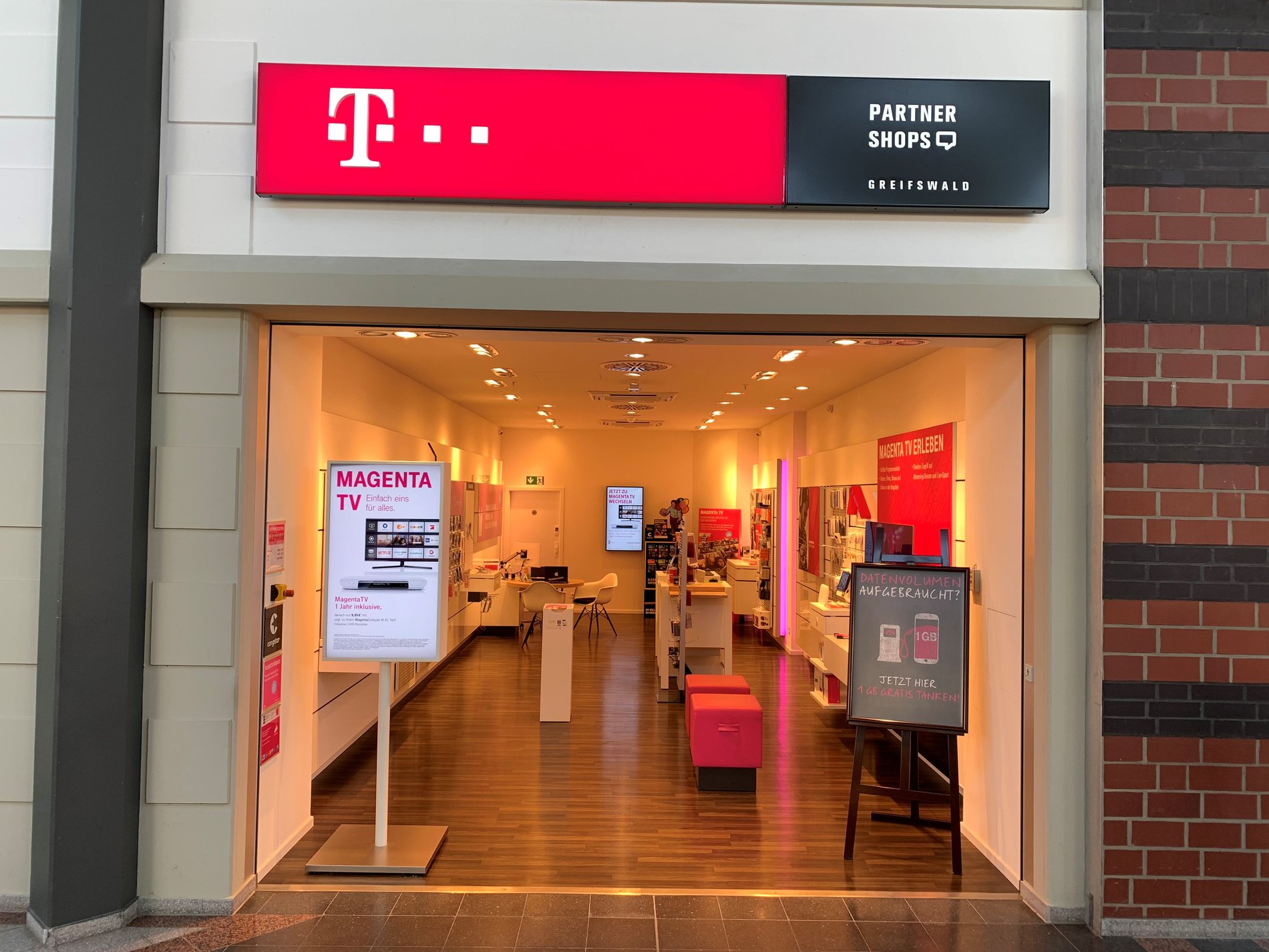 Store photo
