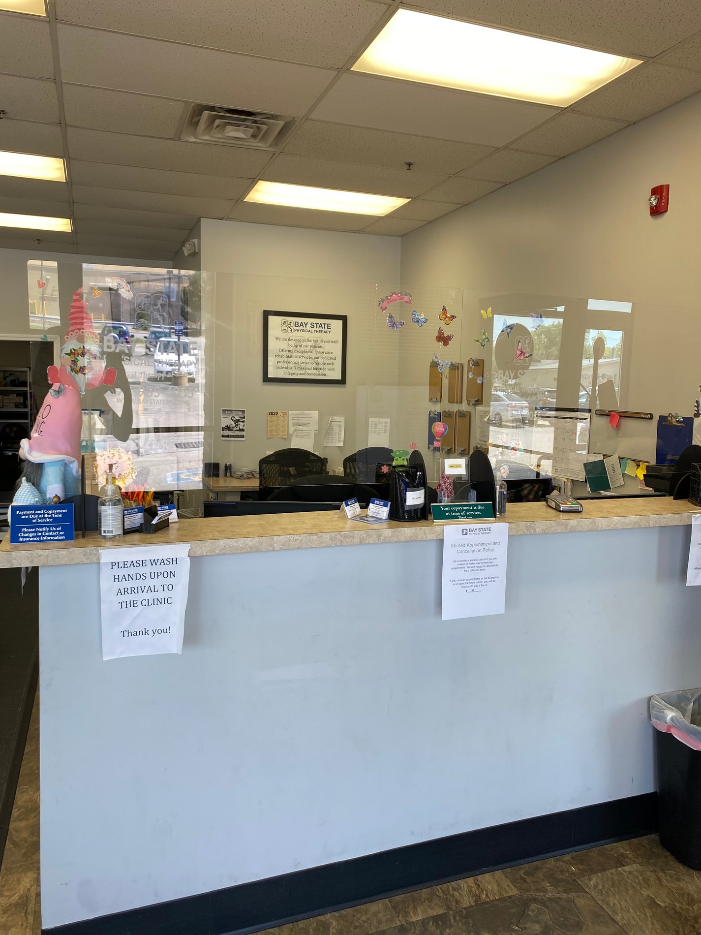 Inside Bay State Physical Therapy Chelmsford, MA Parkhurst St. showing the front desk area.