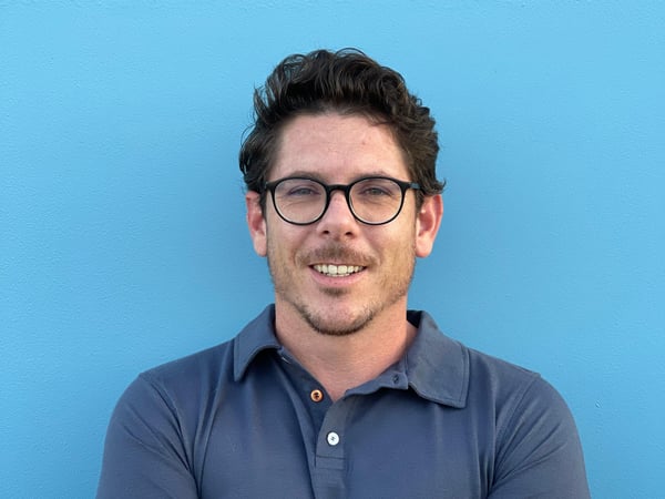 Damien, Livreur installateur de Boulanger Bias