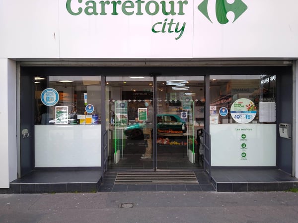 Photo du point La Poste Relais CHERBOURG EN COTENTIN Carrefour city