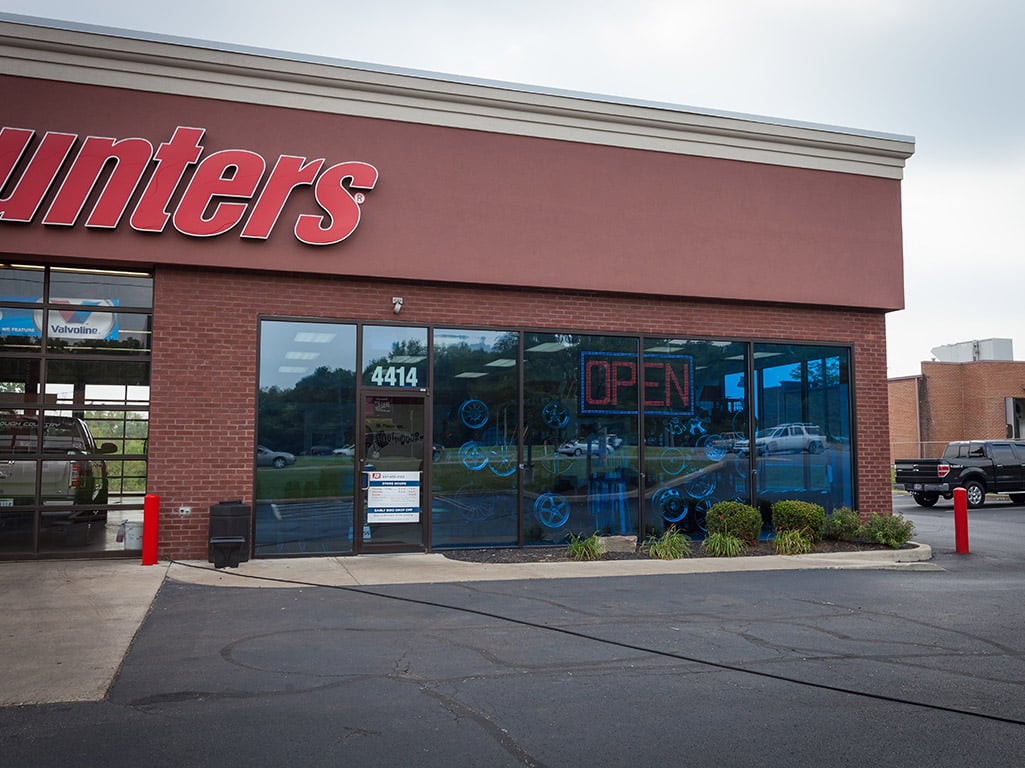 Tire Discounters Brandt Pike tires, alignment, brakes, autoglass in