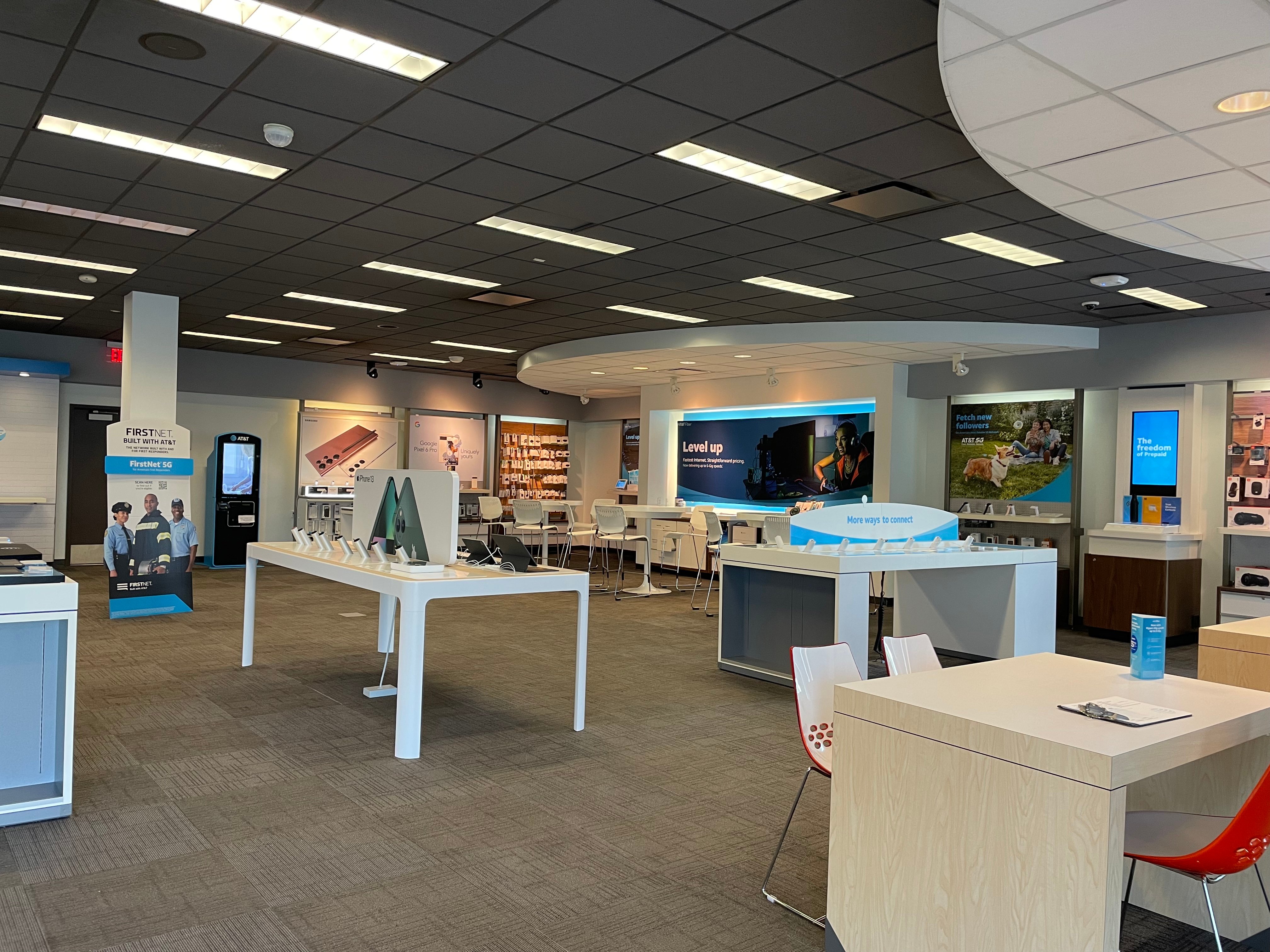 AT&T Tulsa Hills Cell Phones, Wireless Plans & Accessories 7263 S