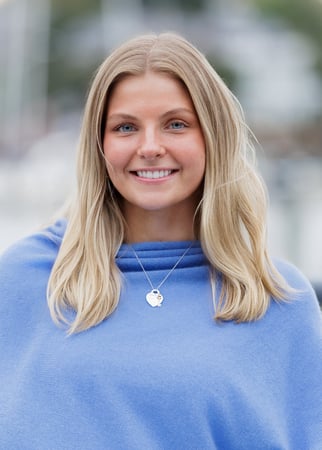 Photo of Hannah Starr