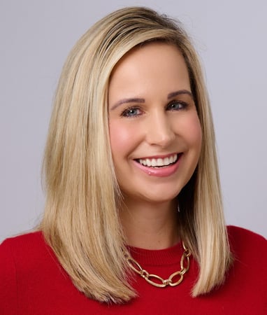 Photo of April Bernardoni