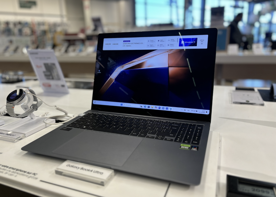 Ordinateur Samsung galaxy book4 ultra Boulanger Gennevilliers