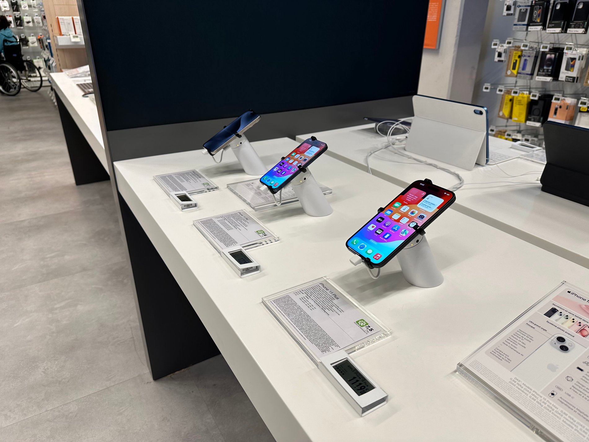 Rayon iPhone Boulanger Antibes