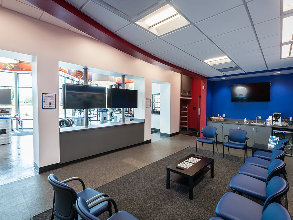 Tire Discounters Spring Hill tires, alignment, brakes, autoglass in Spring Hill, TN