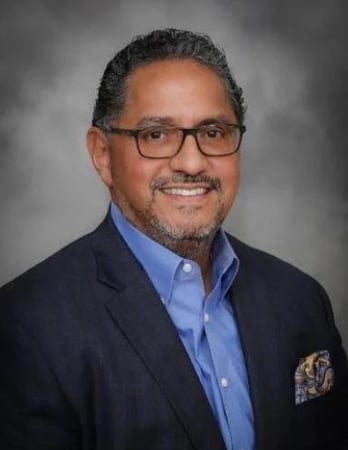 Photo of Ernest Guzman