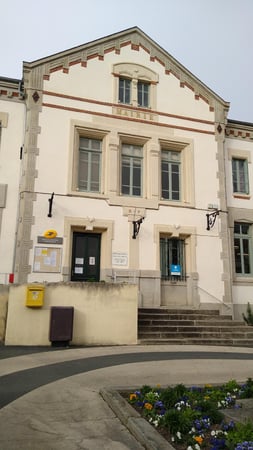 La Poste Agence Communale MONTBRISON Mairie