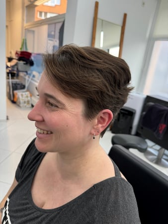 Hair Passion, Jasmin Lerch, Coiffeur für Damen, Herren und Kinder, 8610 Uster im Kanton Zürich: Kurzhaarfrisur nachher