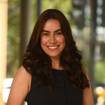 Photo of Sophia Nikravesh