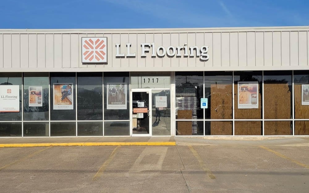 LL Flooring #1077 Plano | 1717 N Central Expy. | Storefront