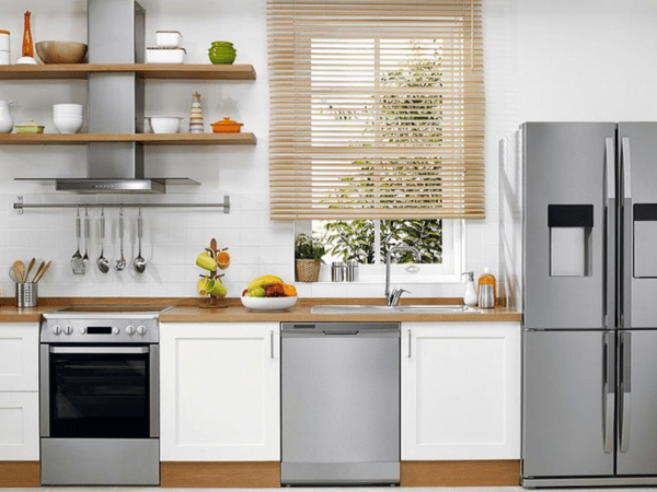 boulanger toulouse fenouillet frigo refrigerateur petit prix promo Réfrigérateur, four encastrable, cuisinière, congélateur, lave-vaisselle… Les appareils électroménagers vous simplifient le quotidien. Vous emménagez ou vous avez besoin de remplacer votre ancien lave-linge ? Chez Boulanger, nous mettons à votre disposition les innovations, le design et les fonctions pratiques pour que vous trouviez la table de cuisson ou le sèche-linge qui correspond parfaitement à vos besoins. Retrouvez également ces appareils en reconditionné : lave-linge reconditionné, lave-vaisselle reconditionné, frigo reconditionné...
