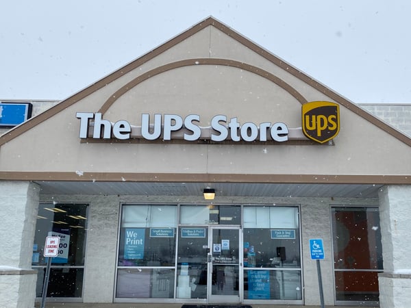Storefront of The UPS Store in Troy, MO