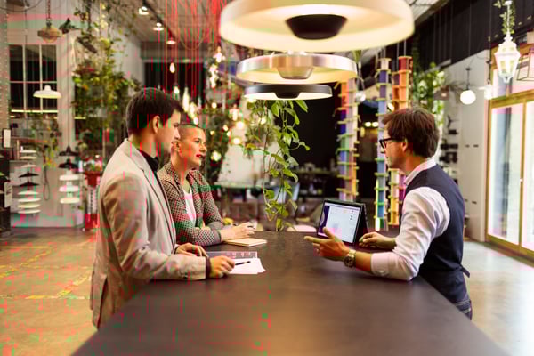 Leadership Advisory: Wir begleiten Geschäftsleitungen und Verwaltungsräte mit unabhängiger Aussensicht. Vertrauliches Sparring, datenbasierte Grundlagen und klare Orientierung helfen, Unsicherheiten zu reduzieren und wirksame Entscheide zu treffen.