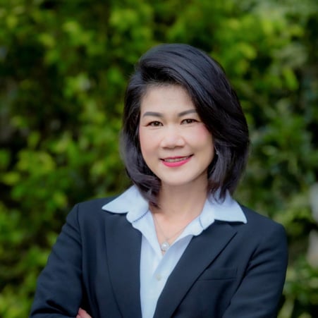 Photo of Sandra Wang