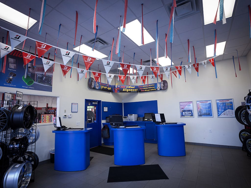 Tire Discounters Dent tires, alignment, brakes, autoglass in