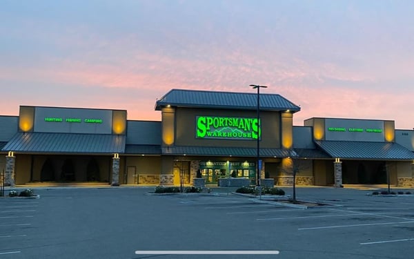 The front entrance of Sportsman's Warehouse in Fresno
