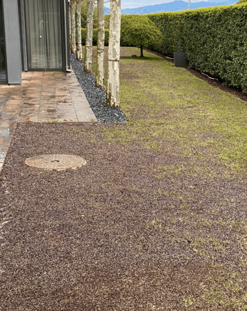 Rasenvertikutierer von Lusogarten GmbH, Gartenbau & Gartenpflege, 8127 Forch im Kanton Zürich