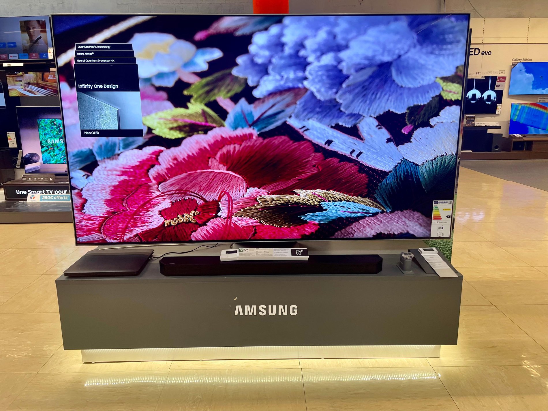 TV Samsung Neo QLED dans votre magasin Boulanger Saint-Nazaire