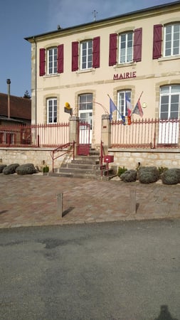 Photo du point La Poste Agence Communale ARPHEUILLES SAINT PRIEST Mairie