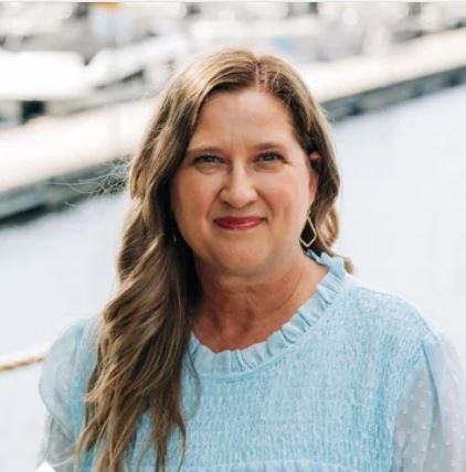 Photo of Cindy Schwamberger