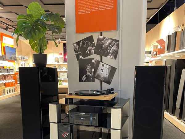 mise en avant composition platine vinyle Marley stir it up, ampli marantz, enceintes vestia N3 noire chez Boulanger Bordeaux Mérignac