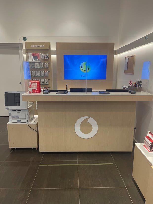 Vodafone Store | San Rocco al Porto