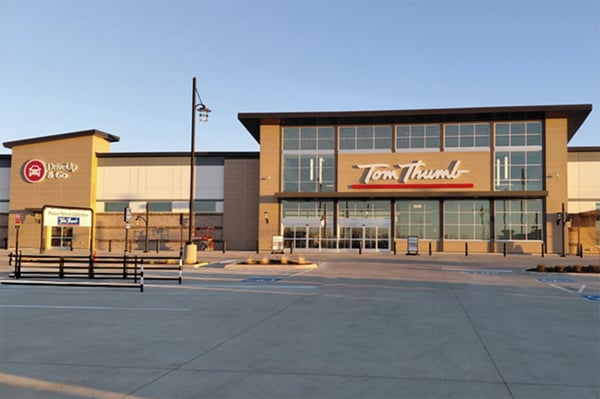 tom thumb store front