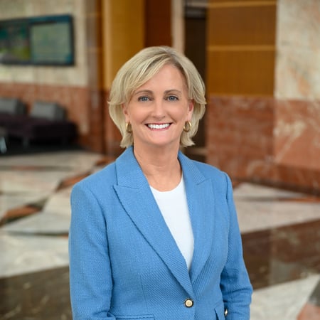 Photo of Lauren Casey