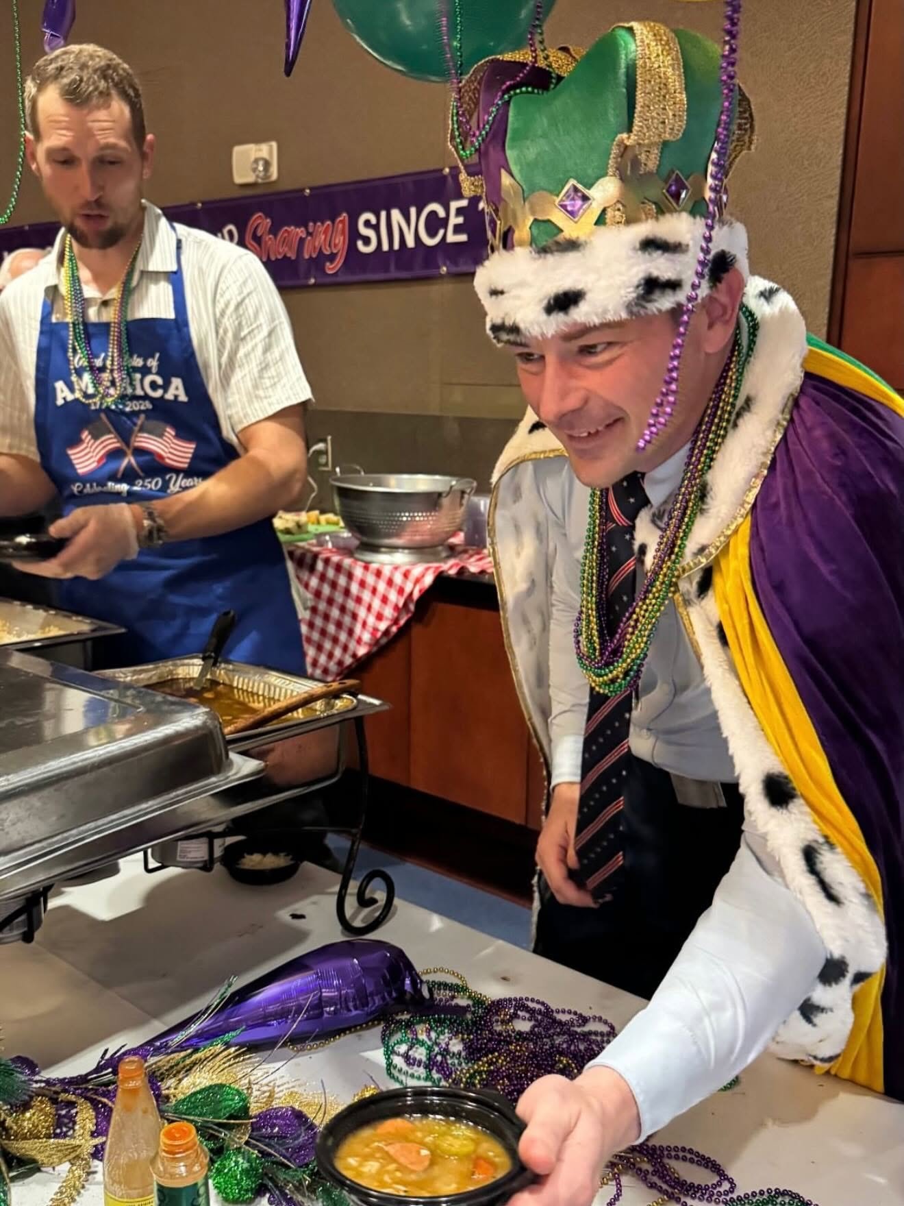 Keith serving Gumbo for ChildHelp's Annual 25 Men That Think They Can Cook