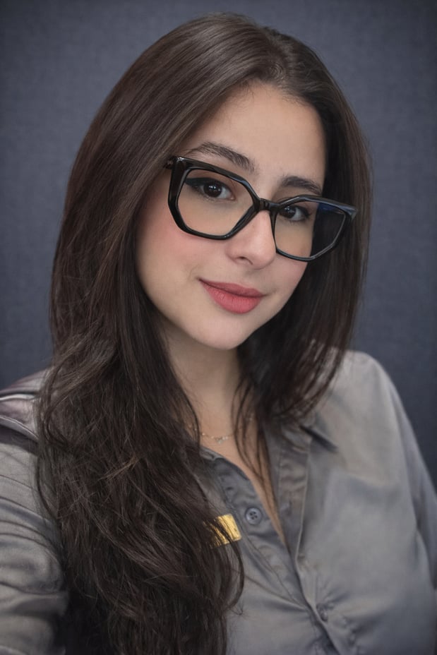 Dari Duran, Licensed Sales Agent