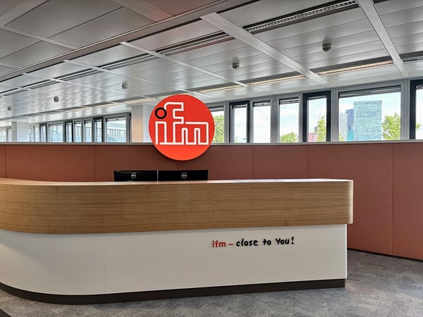 Büroempfang von ifm electronic in Wien