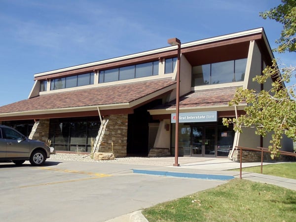 Exterior image of First Interstate Bank in Buffalo, Wyoming.