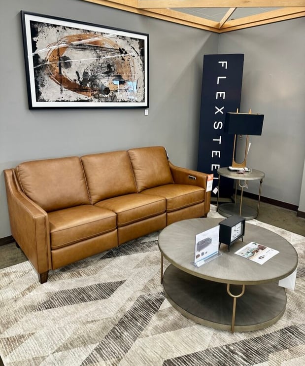 Flexsteel Finley leather power reclining sofa at Slumberland Furniture Burlington. Featuring Flexsteel’s signature Blue Steel Spring technology for unmatched durability and support. Shop customizable Flexsteel furniture, made in the USA, with premium leather options and timeless style. Proud Flexsteel Studio Gallery in Southeast Iowa.
