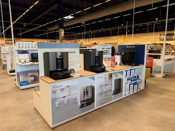 Meuble expérience Ecovacs - Boulanger Beynost