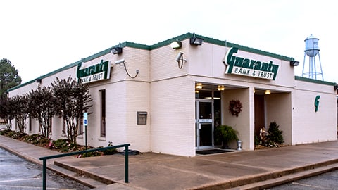 Guaranty Bank & Trust Bogata, Texas