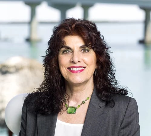 Photo of Janet Perri