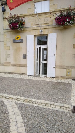 Photo du point La Poste Agence Communale ST JULIEN BEYCHEVELLE Mairie