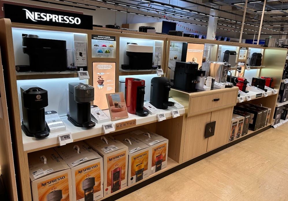 Stand Nespresso magasin boulanger aubagne
