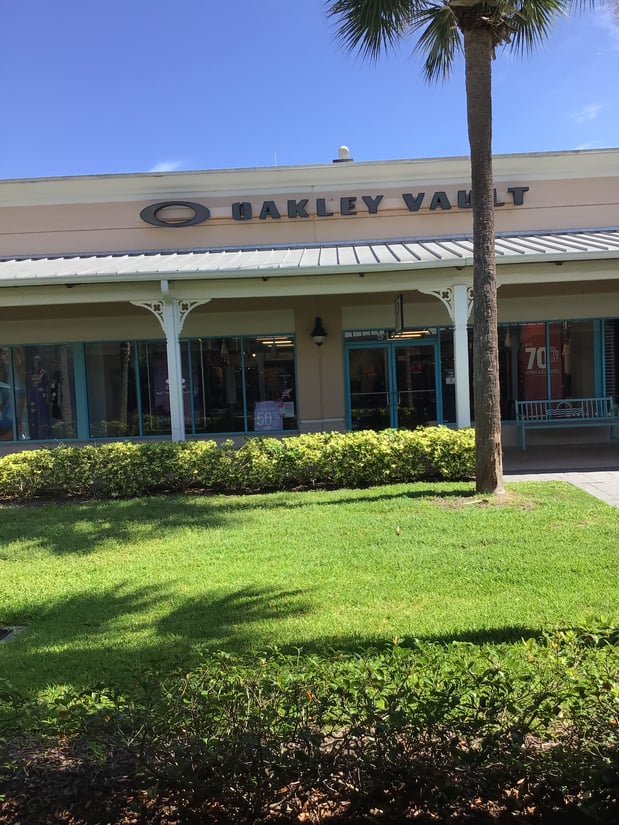 Oakley Vault 5117 Factory Shops Blvd Ellenton FL Men s and Women s Sunglasses Goggles Apparel