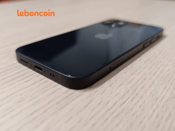 Demo Unit Smartphone Apple Iphone 12 Mini Noir 64 Go (Garantie 2 ans)