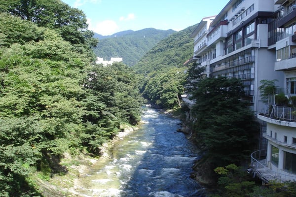 水上温泉（みなかみおんせん）