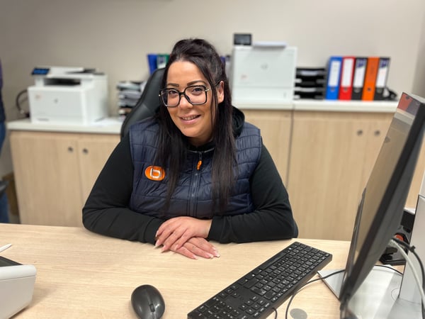 Karima, conseillère client, caisse, SAV, conseil client, électroménager et multimédia, boulanger, Wittenheim, Mulhouse
