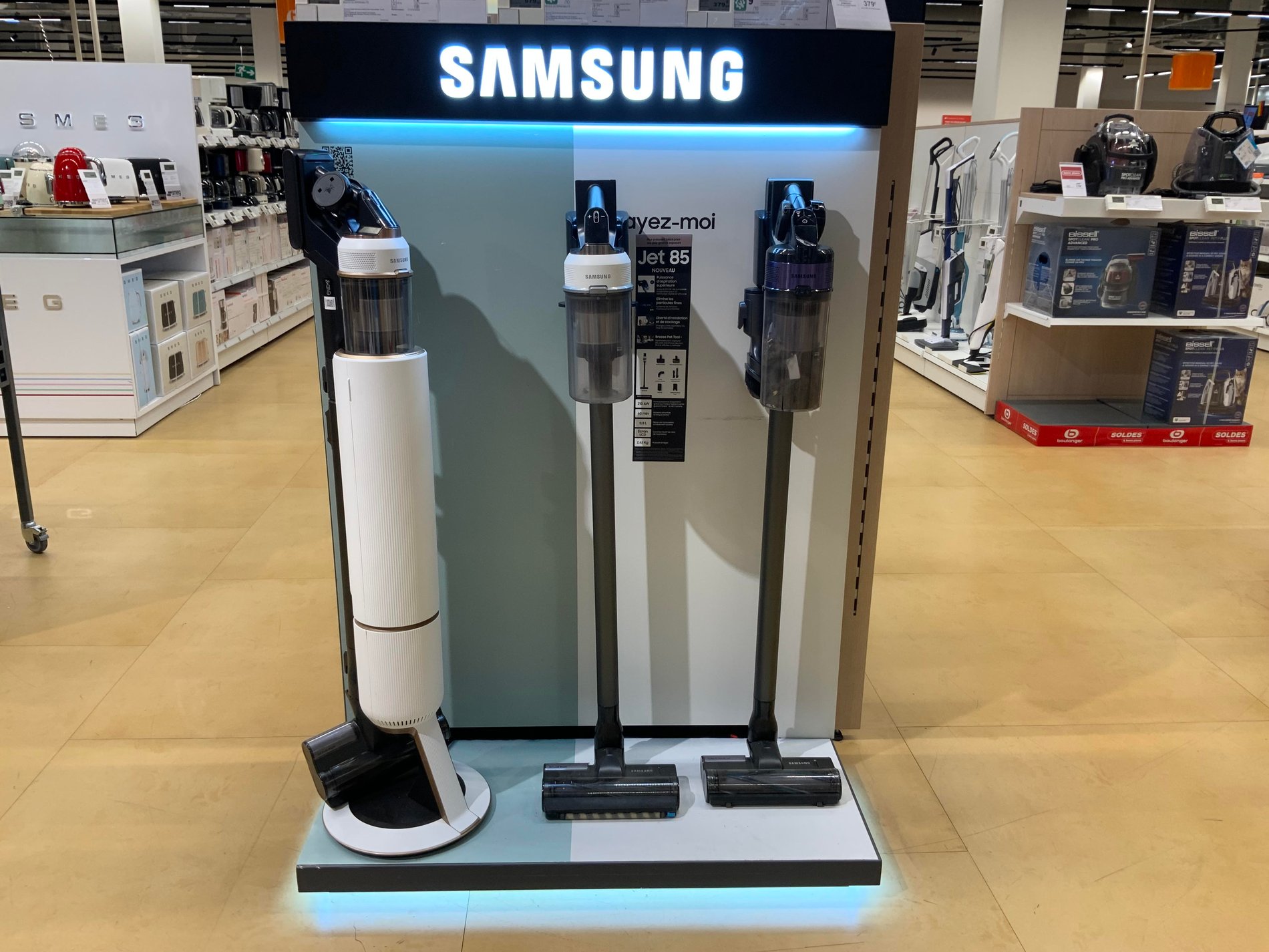 Aspirateur balai Samsung chez Boulanger La Valentine.