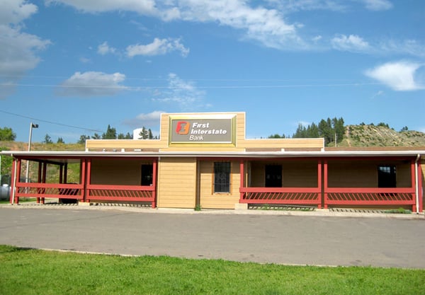 Exterior image of First Interstate Bank in Lame Deer, Montana.