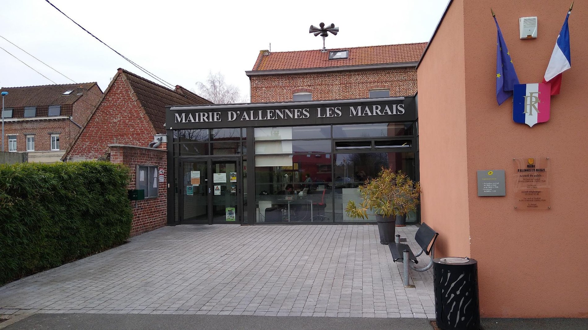 La Poste Agence Communale ALLENNES LES MARAIS Mairie (59251) La Poste